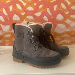 Sorel Winter Boots - Women’s 7.5